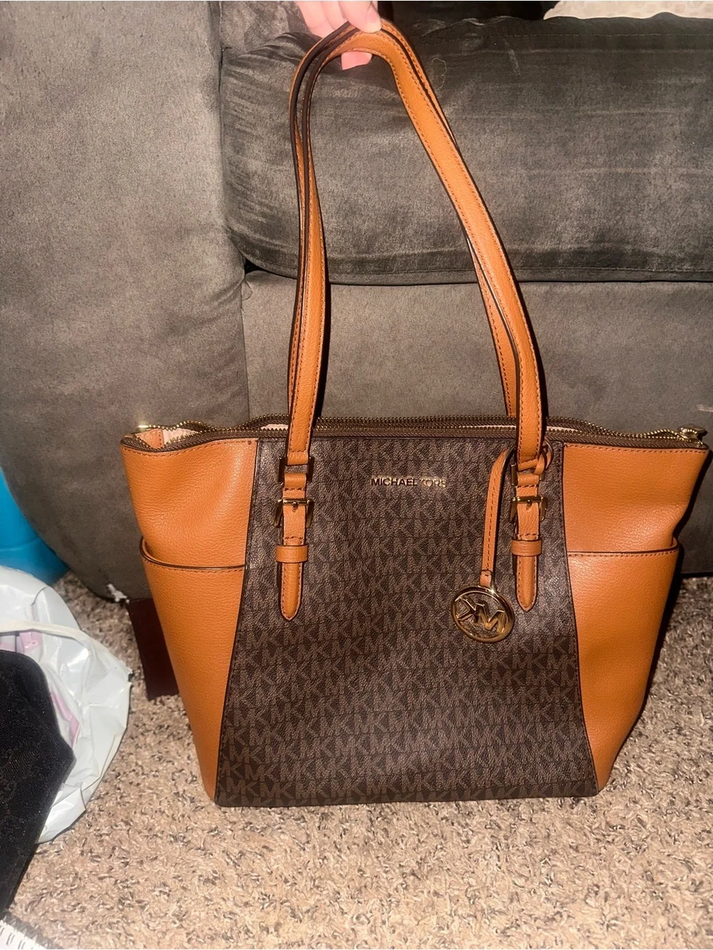 Michael Kors Charlotte Large Tote in Brown signature coated canvas